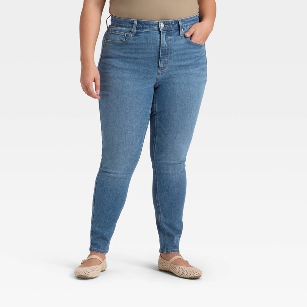 Universal Thread High Rise Everyday Skinny Jeans 12R Medium Wash Denim